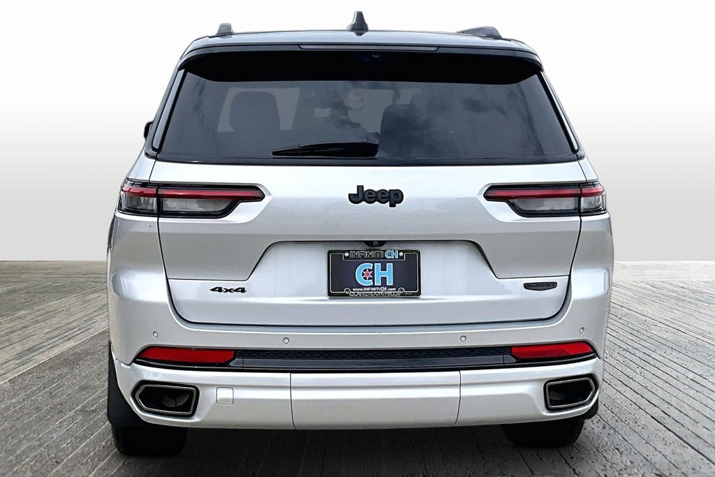 Used 2023 Jeep Grand Cherokee L Summit AWD/4WD image 7