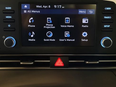 Used 2024 Hyundai Elantra SE image 25