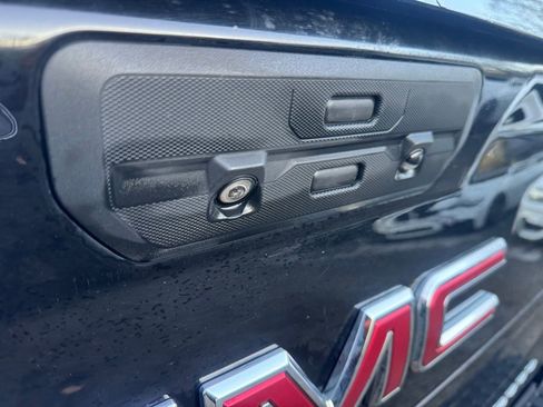 Used 2019 GMC Sierra 1500 Denali w/ Denali Ultimate Package image 21