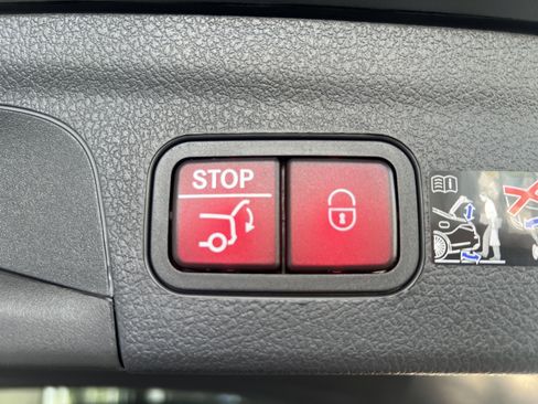 Certified 2025 Mercedes-Benz GLE 350 GLE 350 image 15