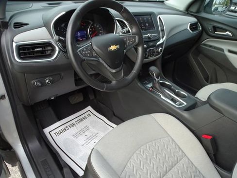 Used 2022 Chevrolet Equinox LT image 25