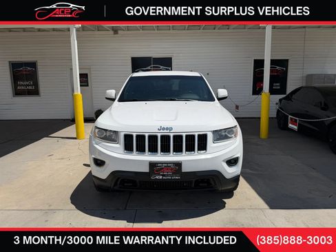 Used 2014 Jeep Grand Cherokee Laredo w/ Quick Order Package 23E AWD/4WD image 2