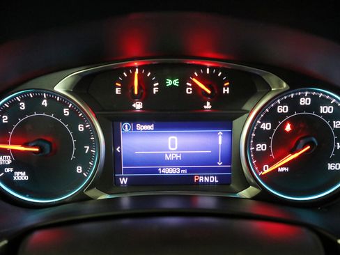 Used 2019 Chevrolet Equinox LT image 4