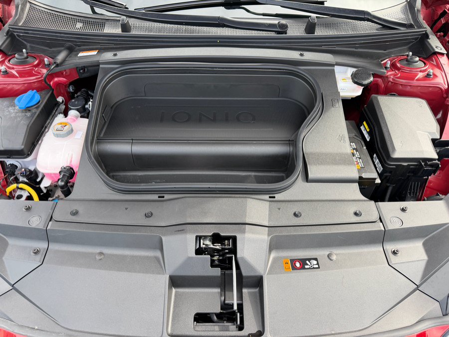 Used 2024 Hyundai Ioniq 6 Limited RWD image 45