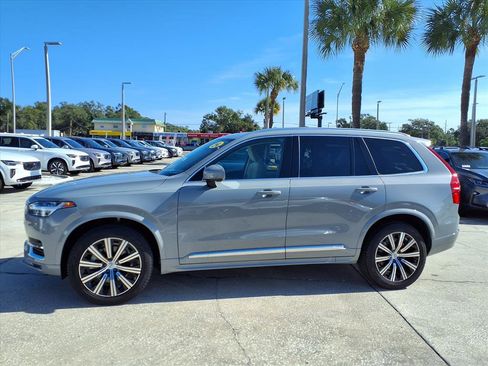 Used 2024 Volvo XC90 B5 Core w/ Protection Package Premier image 4