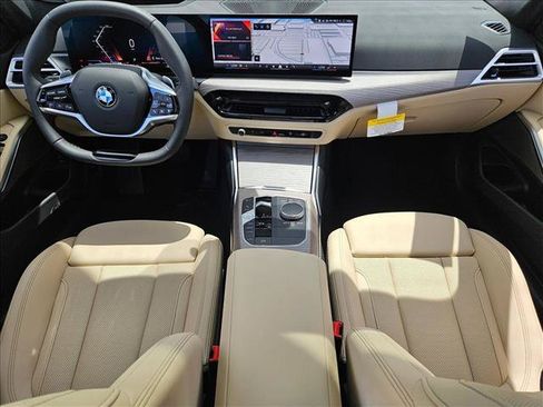 Used 2026 BMW 330i xDrive Sedan AWD/4WD image 15