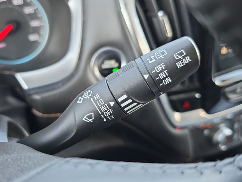 Used 2020 Chevrolet Traverse Premier w/ Redline Edition FWD image 23