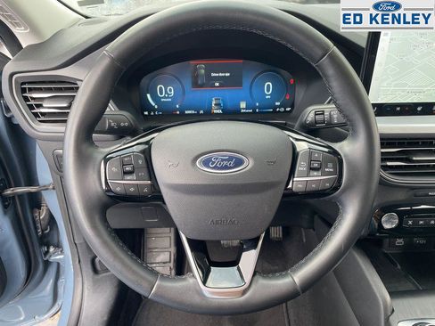 Used 2024 Ford Escape Platinum image 17