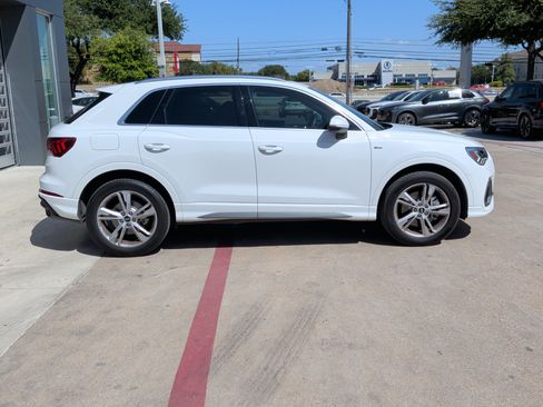 Certified 2023 Audi Q3 2.0T Premium w/ Convenience Package AWD/4WD image 20