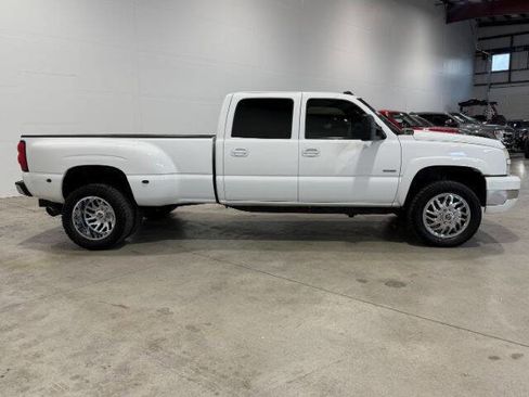 Used 2007 Chevrolet Silverado 3500 LT w/ Heavy-Duty Power Package image 7