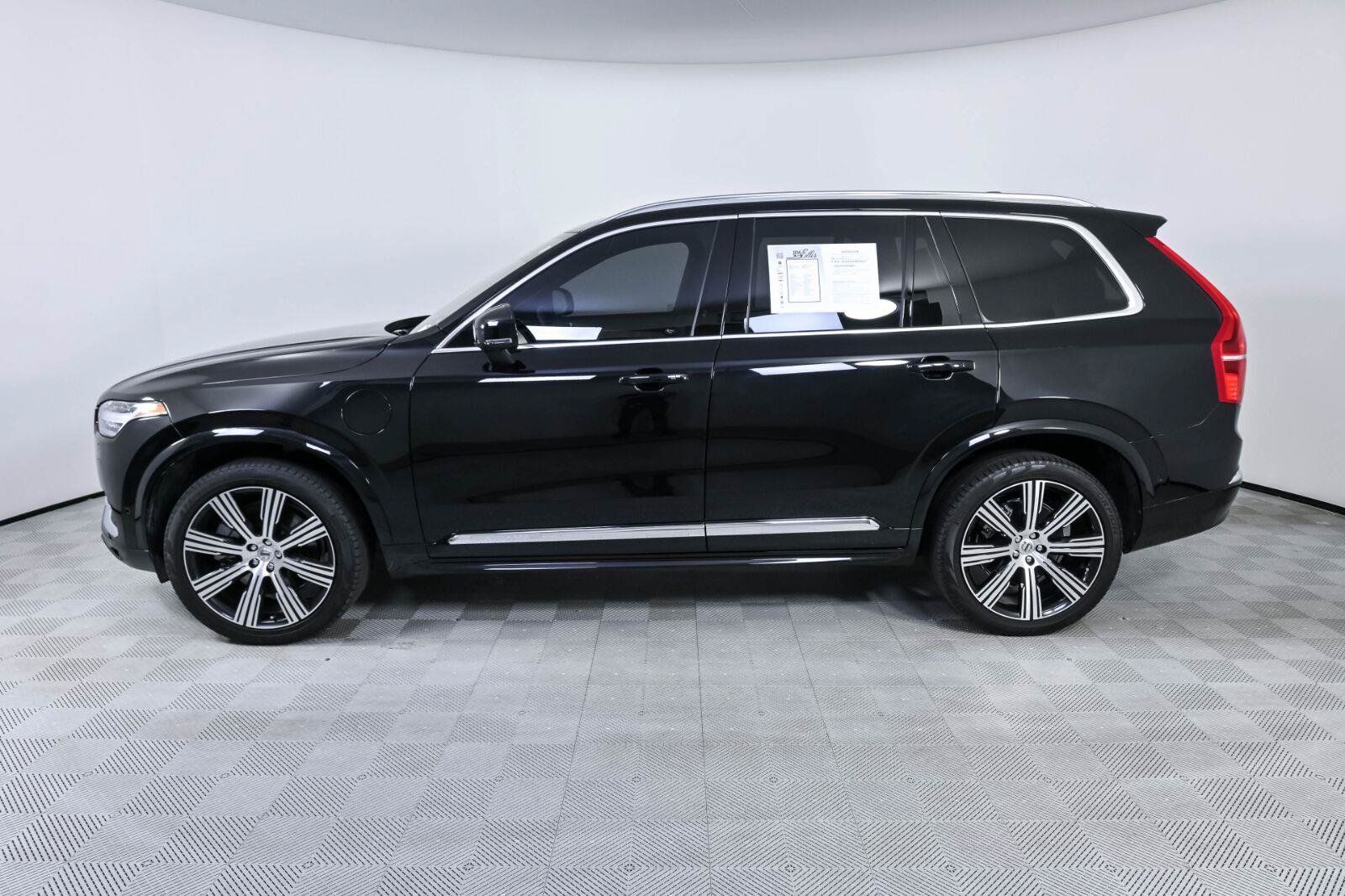 Certified 2024 Volvo XC90 T8 Plus w/ Protection Package Premier AWD/4WD image 2
