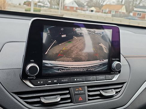 Used 2022 Nissan Altima 2.5 SR image 19