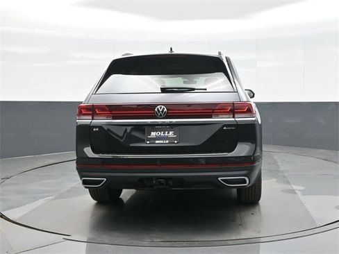 New 2026 Volkswagen Atlas SE image 6