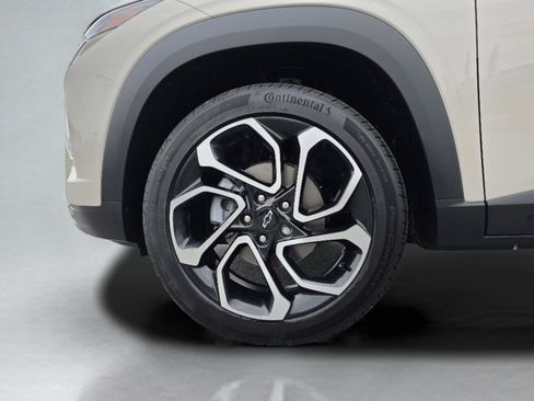 New 2026 Chevrolet Trax RS w/ Driver Confidence Package FWD image 38