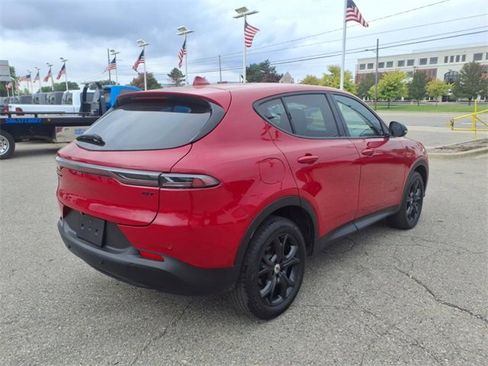 Used 2023 Dodge Hornet GT w/ GT Blacktop Package image 5