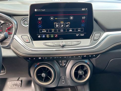 Used 2024 Chevrolet Blazer Premier w/ Driver Confidence II Package image 18