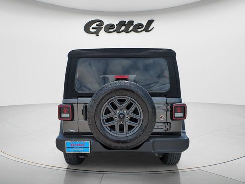 Used 2024 Jeep Wrangler Unlimited Sport AWD/4WD image 6