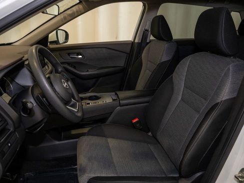 Certified 2023 Nissan Rogue SV image 10