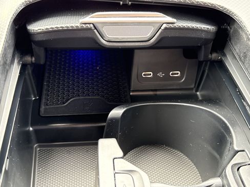 New 2026 Mercedes-Benz C 43 AMG 4MATIC Sedan image 34