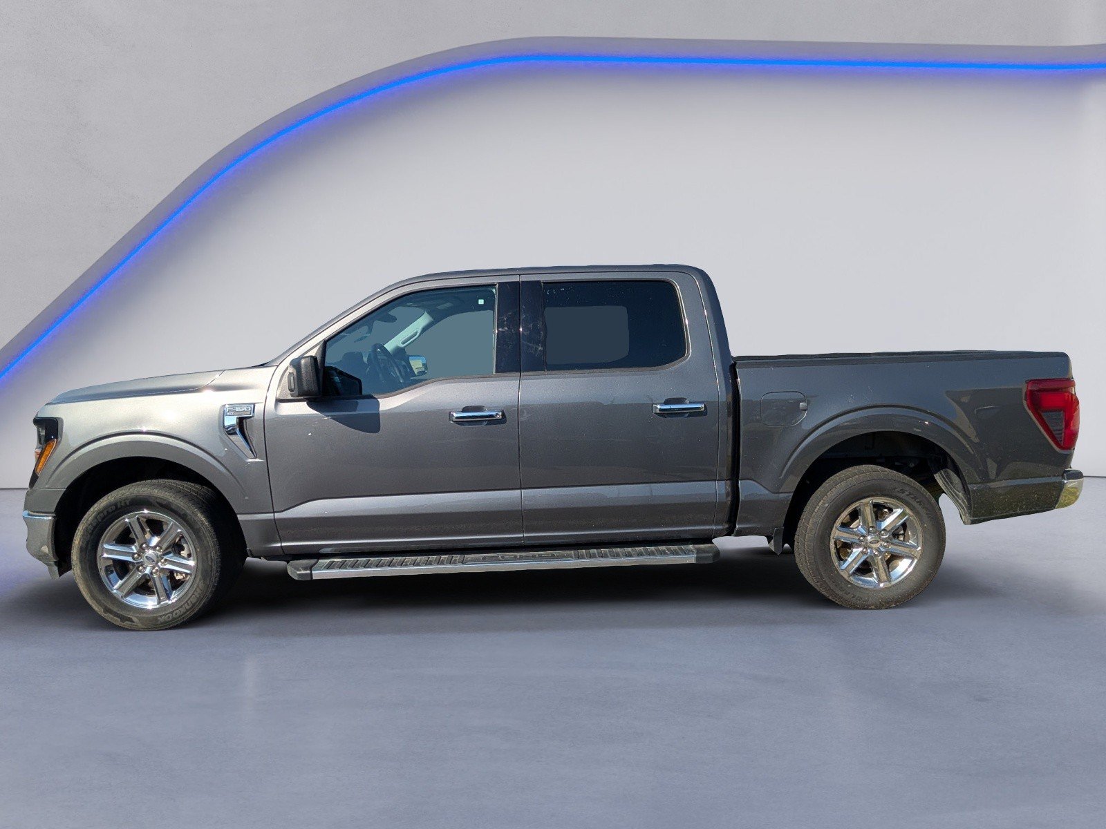 Used 2025 Ford F150 XLT w/ Equipment Group 301A Standard RWD image 6