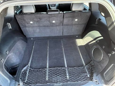 Used 2017 Jeep Grand Cherokee Overland image 28