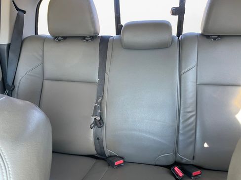 Used 2016 Toyota Tacoma SR5 image 14