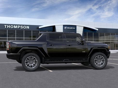 New 2025 GMC Hummer EV 3X AWD/4WD image 32