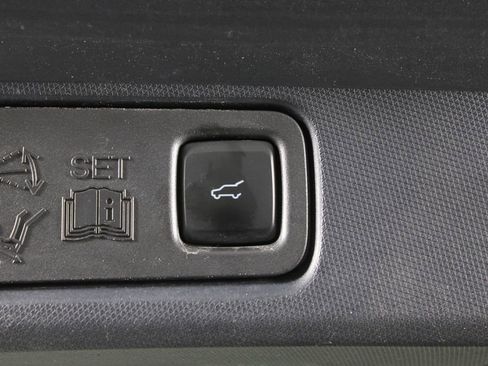 Used 2021 Ford Mustang Mach-E Premium image 16