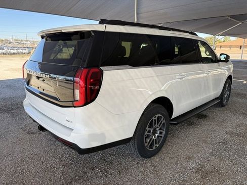 New 2025 Ford Expedition Max Active image 8