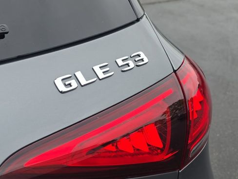 Used 2023 Mercedes-Benz GLE 53 AMG 4MATIC image 8