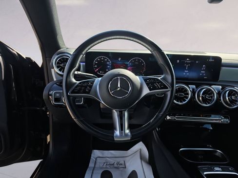 Used 2025 Mercedes-Benz CLA 250 image 12