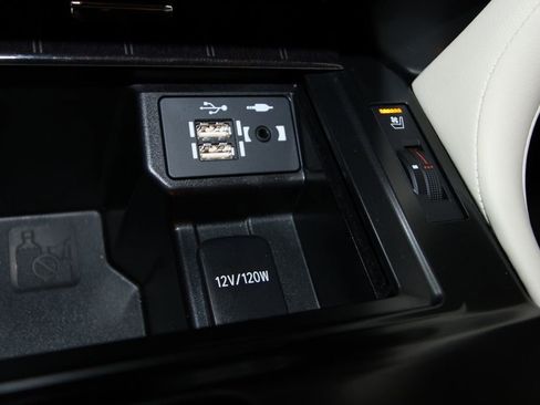 Used 2023 Lexus GX 460 Premium image 21