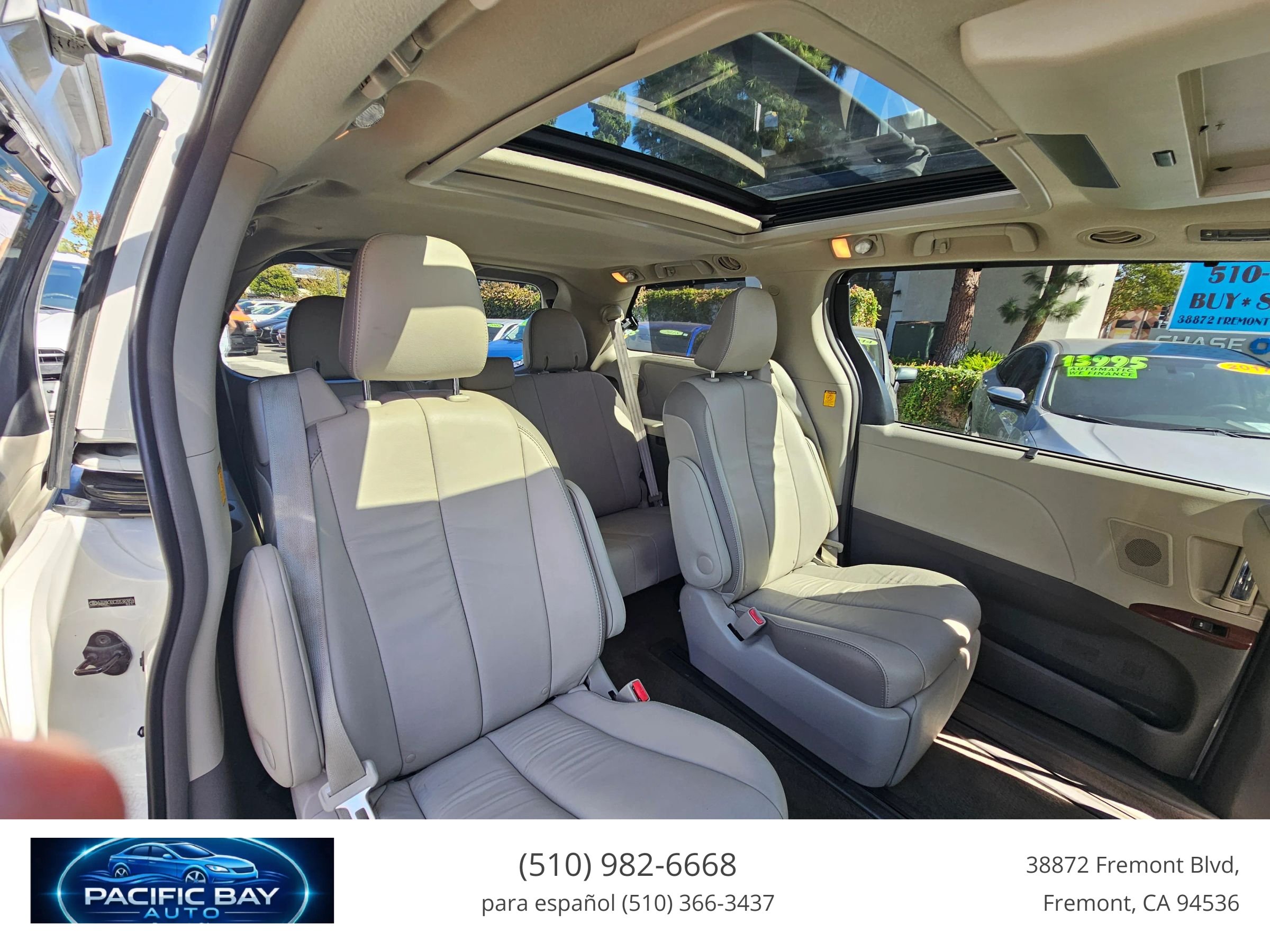 Used 2013 Toyota Sienna Limited w/ Premium Pkg FWD image 31