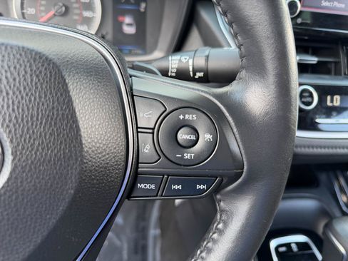 Used 2022 Toyota Corolla SE FWD image 32