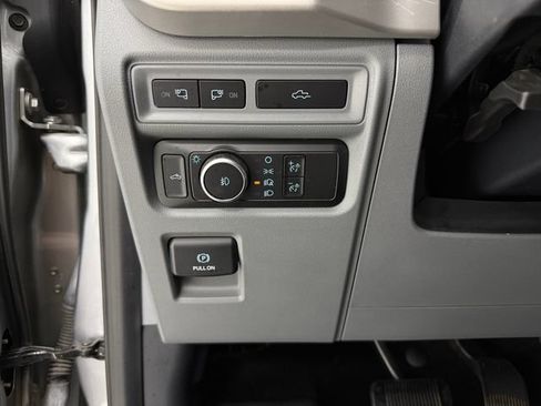 Used 2022 Ford F150 XLT w/ Equipment Group 302A High AWD/4WD image 11