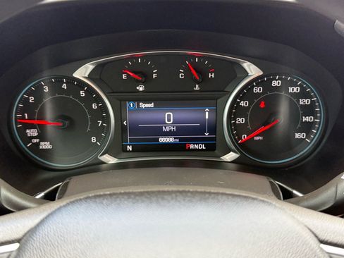 Used 2019 Chevrolet Equinox LT image 17