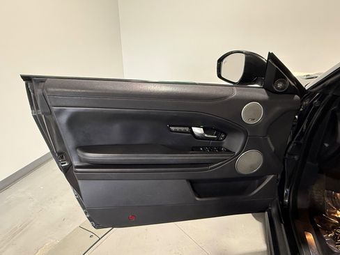 Used 2017 Land Rover Range Rover Evoque HSE Dynamic image 29