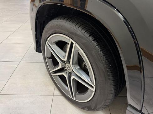 Certified 2025 Mercedes-Benz GLS 450 4MATIC image 6