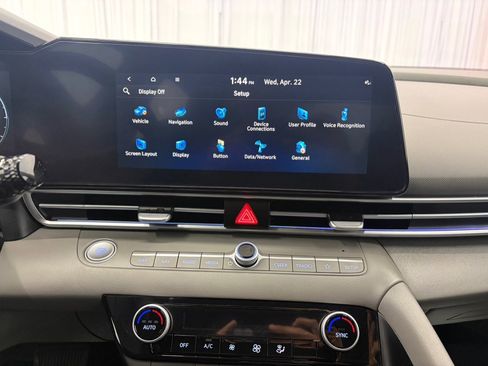 Used 2024 Hyundai Elantra SEL FWD image 29
