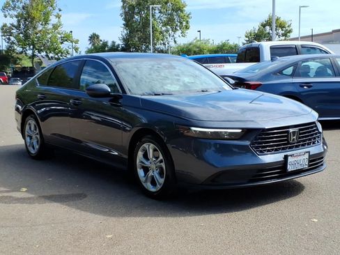 Used 2023 Honda Accord LX image 3