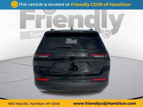 Used 2024 Jeep Grand Cherokee L Limited w/ Black Appearance Package image 2