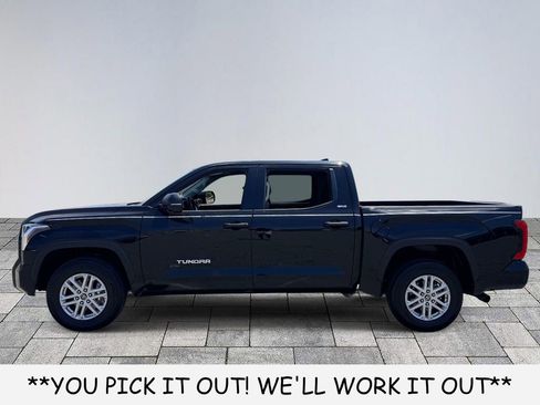 Used 2023 Toyota Tundra SR5 w/ SR5 Convenience Package RWD image 4