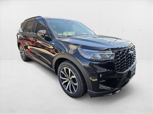 New 2025 Ford Explorer ST-Line w/ Premium Package image 7
