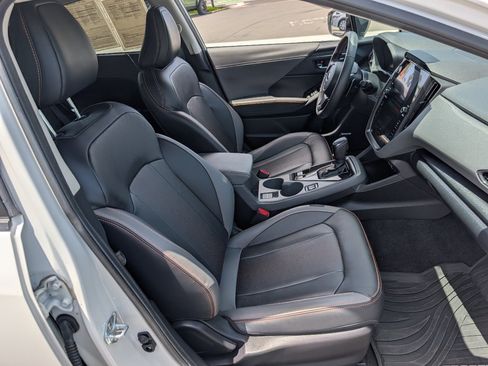 Used 2024 Subaru Crosstrek 2.5i Limited AWD/4WD image 8