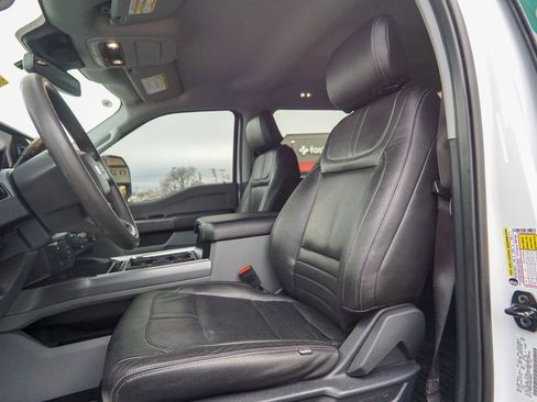 Used 2023 Ford F250 XLT w/ FX4 Off-Road Package image 21