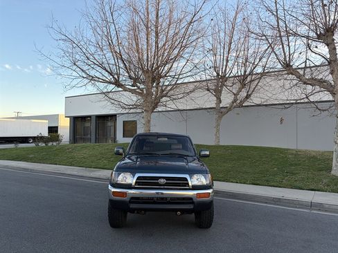 Used 1997 Toyota 4Runner SR5 image 3