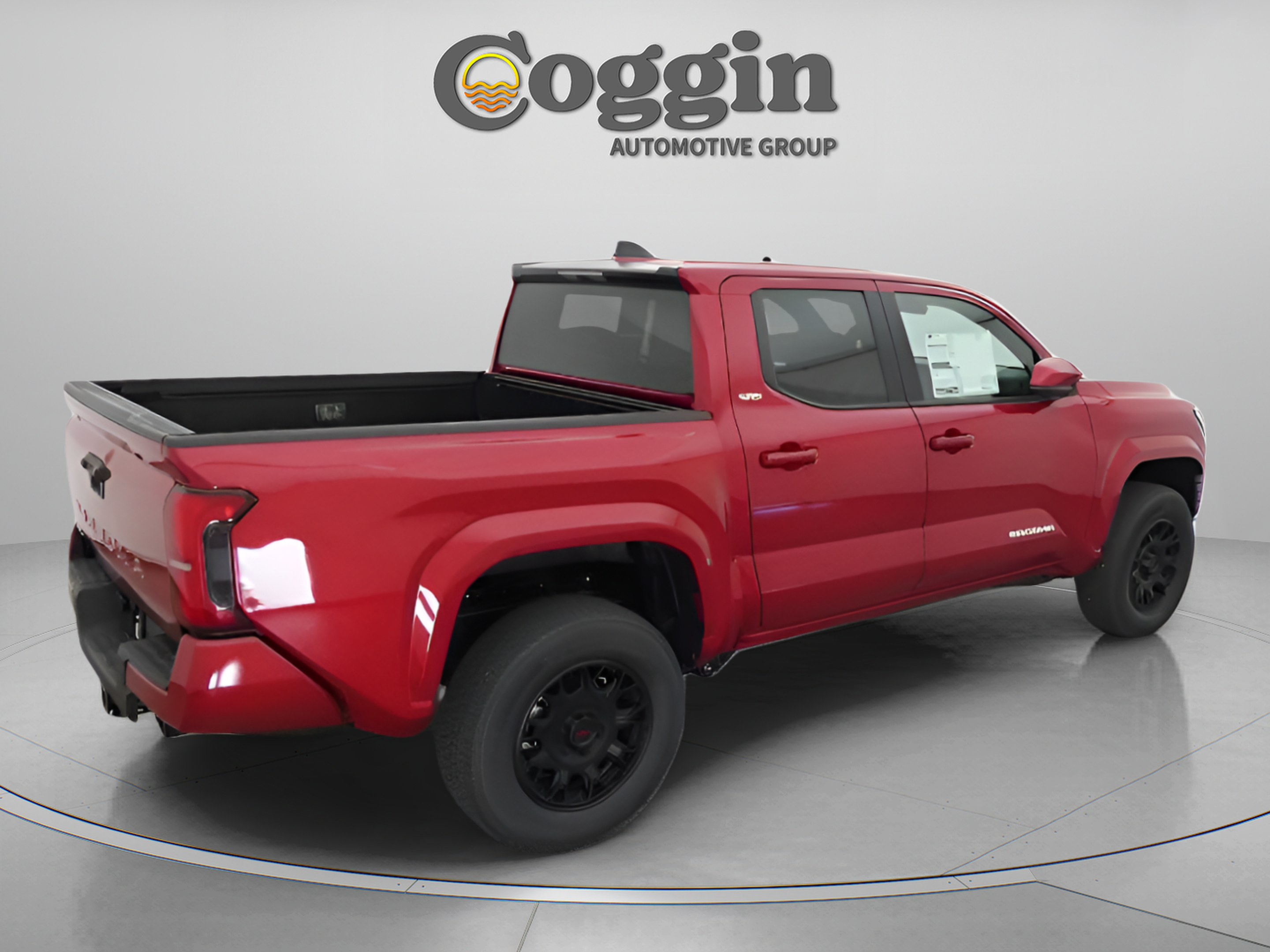 Used 2025 Toyota Tacoma SR5 AWD/4WD image 15