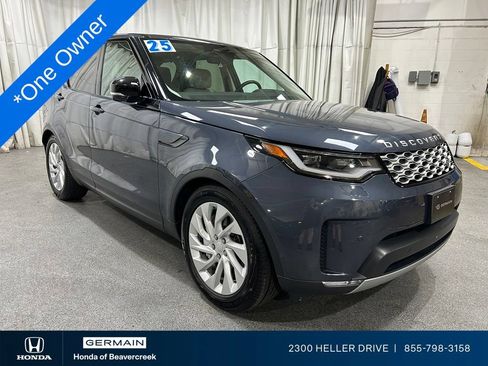 Used 2025 Land Rover Discovery S AWD/4WD image 1
