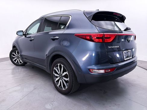 Used 2019 Kia Sportage EX FWD image 2
