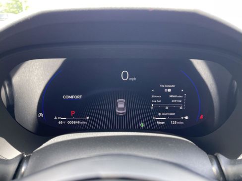 Used 2025 Acura TLX w/ Technology Package FWD image 7
